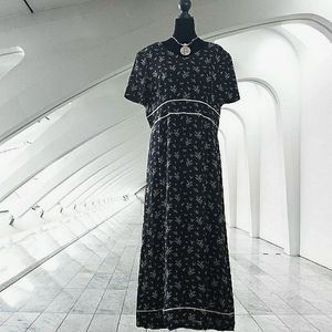 Maxi Floral Flowy Size 14 Lightweight Soft Dress Black White